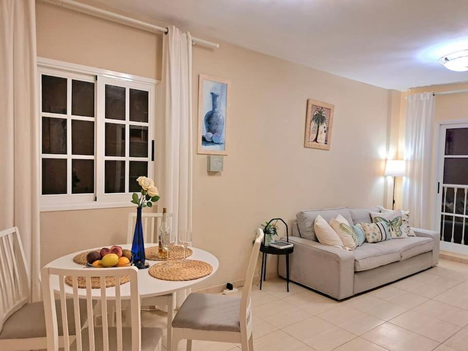 Teresitas Apartment *
